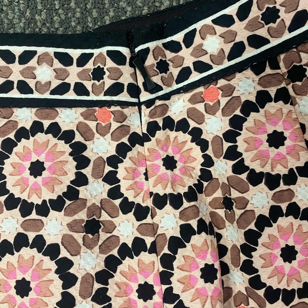 Kate Spade High Rise Floral Mosaic Jacquard Shorts Pink Black White Sz 0 - Picture 6 of 8